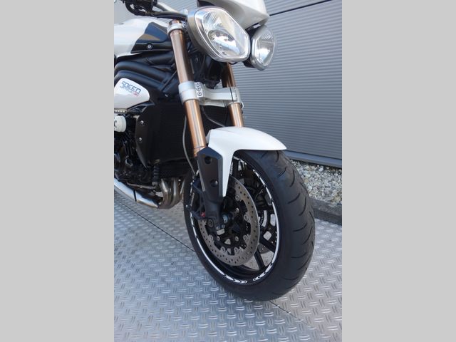 triumph - speed-triple-1050-abs