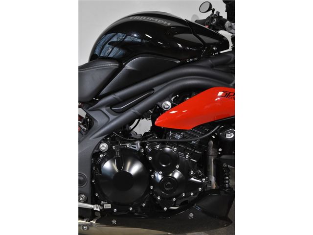 triumph - speed-triple-1050-abs
