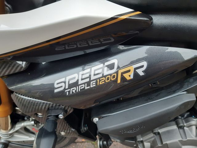 triumph - speed-triple-1200-rr