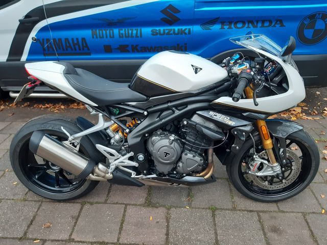 triumph - speed-triple-1200-rr