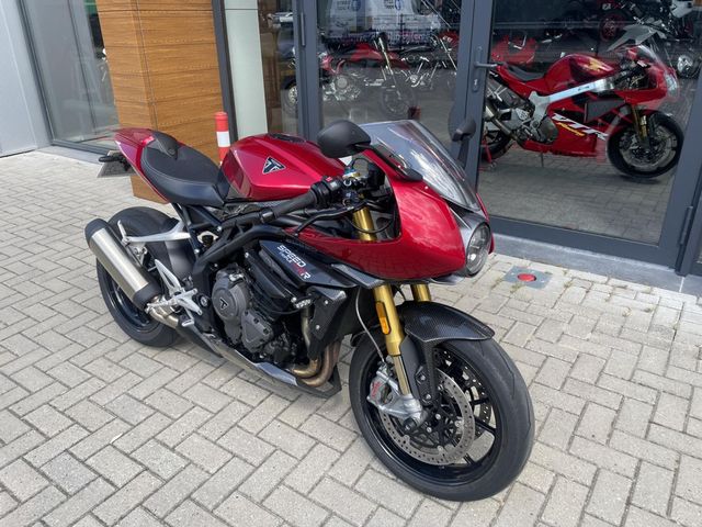 triumph - speed-triple-1200-rr