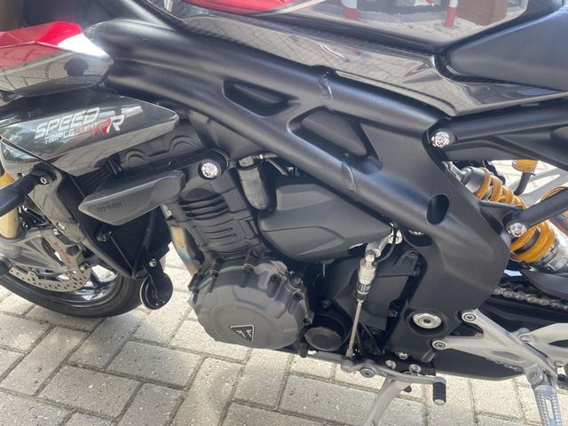triumph - speed-triple-1200-rr
