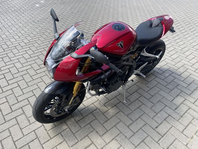 triumph - speed-triple-1200-rr