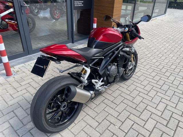 triumph - speed-triple-1200-rr