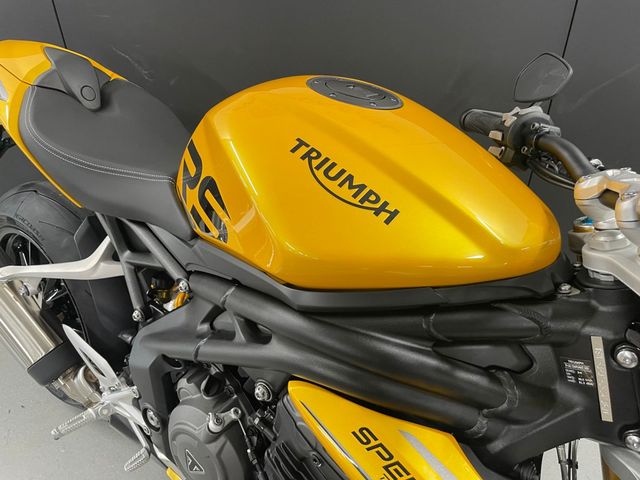 triumph - speed-triple-1200-rs