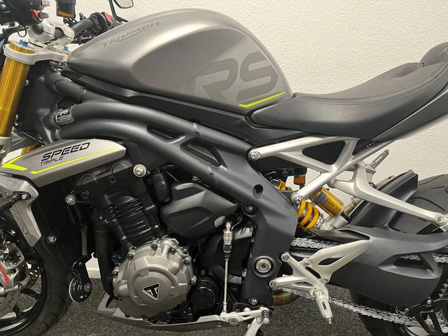 triumph - speed-triple-1200-rs