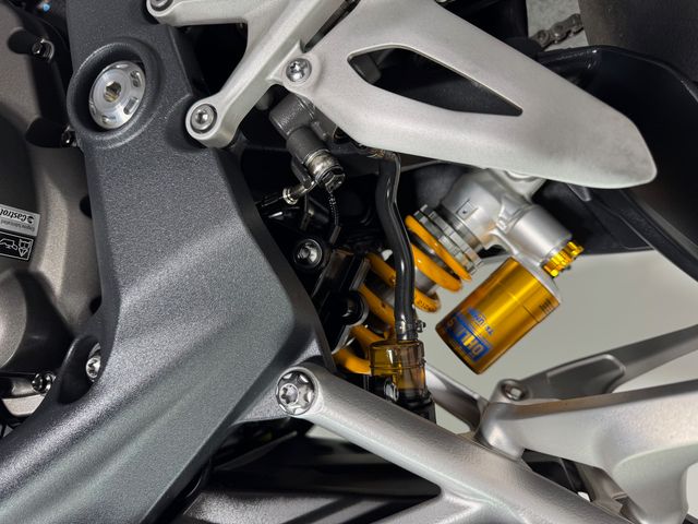 triumph - speed-triple-1200-rs