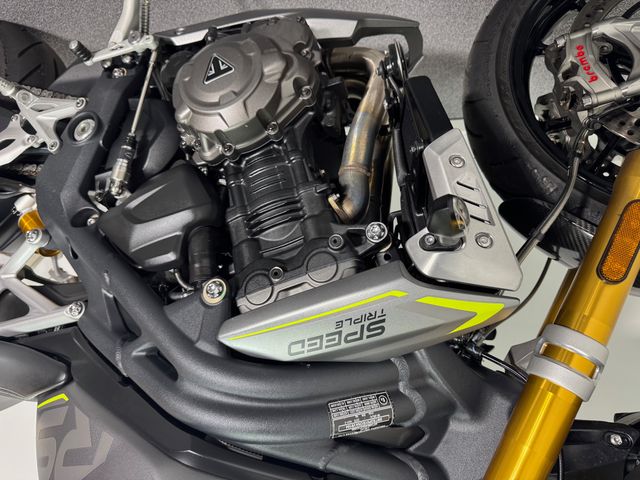 triumph - speed-triple-1200-rs