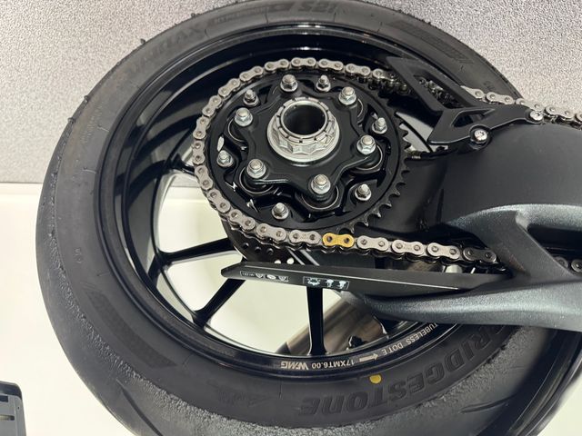 triumph - speed-triple-1200-rs