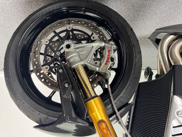 triumph - speed-triple-1200-rs