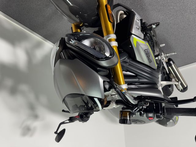 triumph - speed-triple-1200-rs