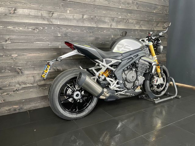triumph - speed-triple-1200-rs
