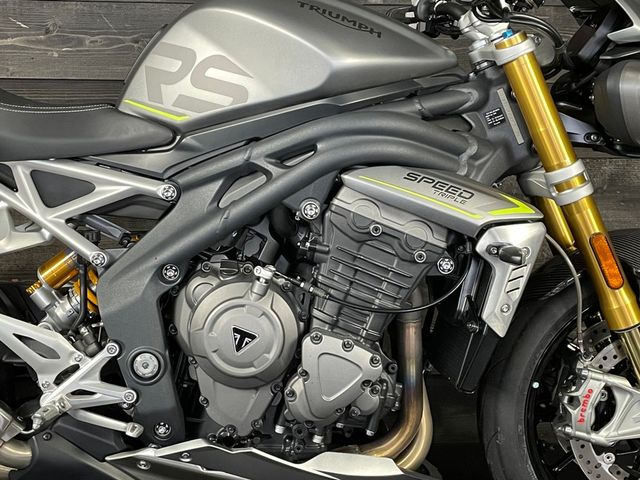 triumph - speed-triple-1200-rs