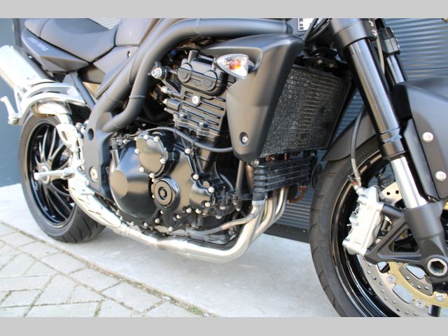 triumph - speed-triple