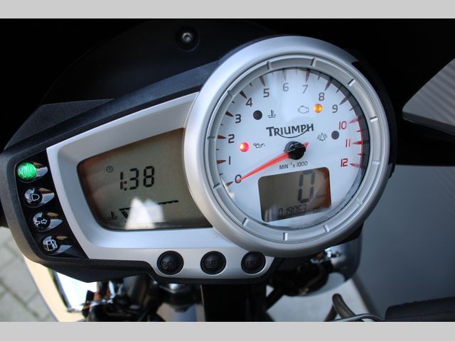 triumph - speed-triple