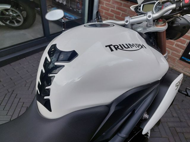 triumph - speed-triple