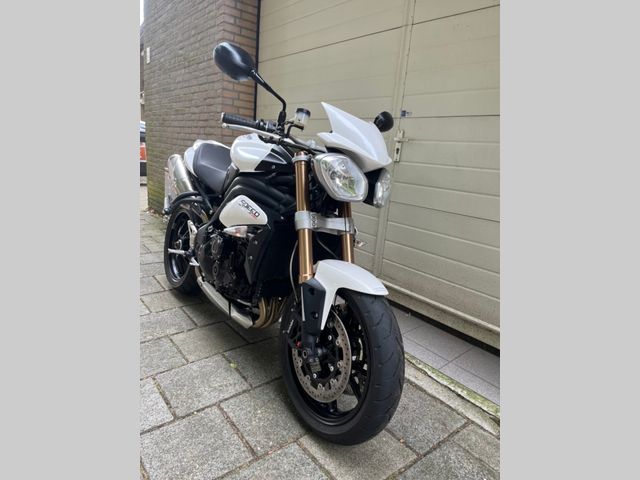 triumph - speed-triple