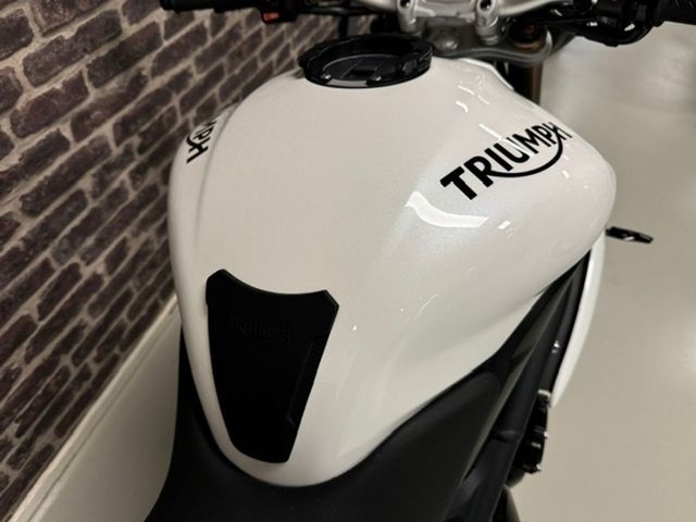 triumph - speed-triple