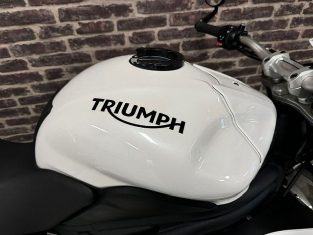 triumph - speed-triple