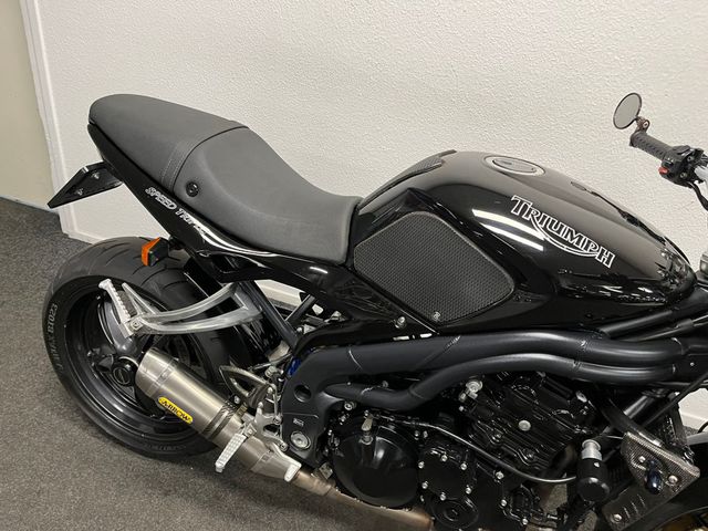 triumph - speed-triple