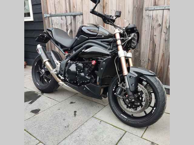 triumph - speed-triple