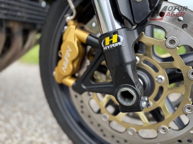 triumph - speed-triple