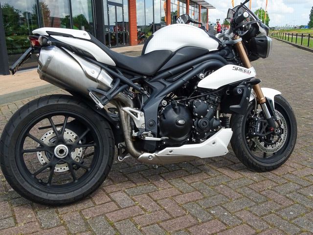 triumph - speed-triple