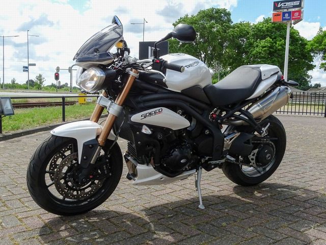 triumph - speed-triple