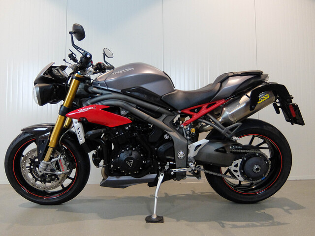 triumph - speed-triple-r