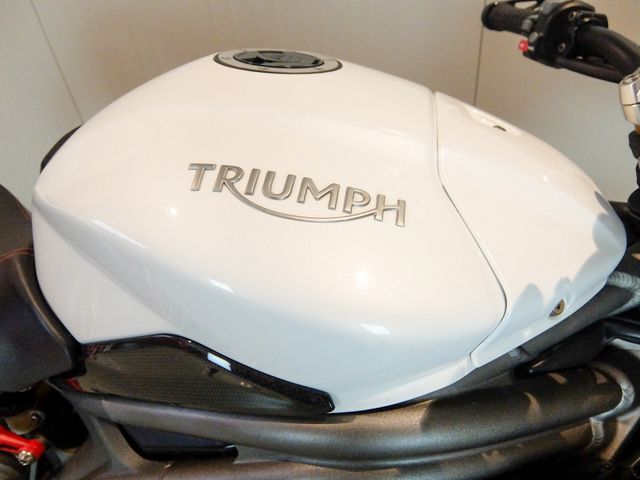 triumph - speed-triple-r