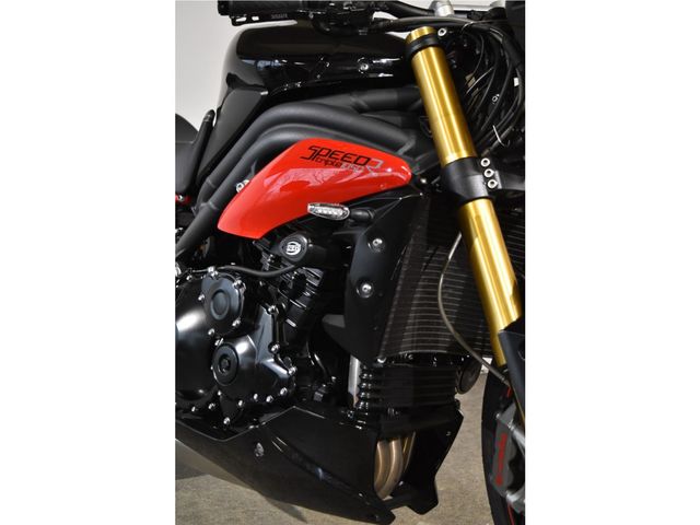 triumph - speed-triple-r