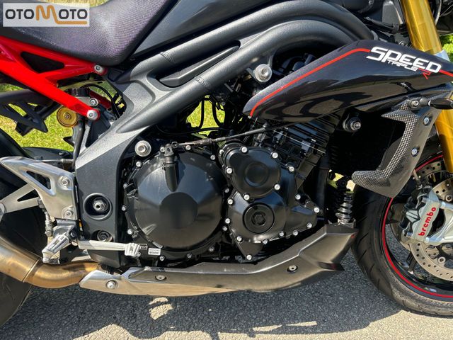 triumph - speed-triple-r