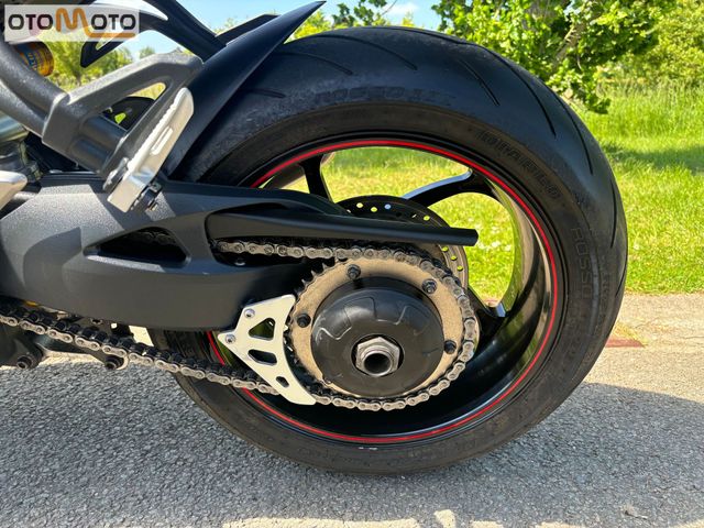 triumph - speed-triple-r