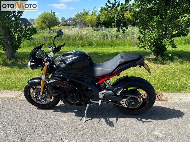 triumph - speed-triple-r