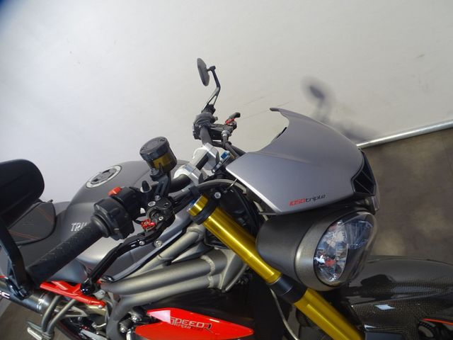 triumph - speed-triple-r