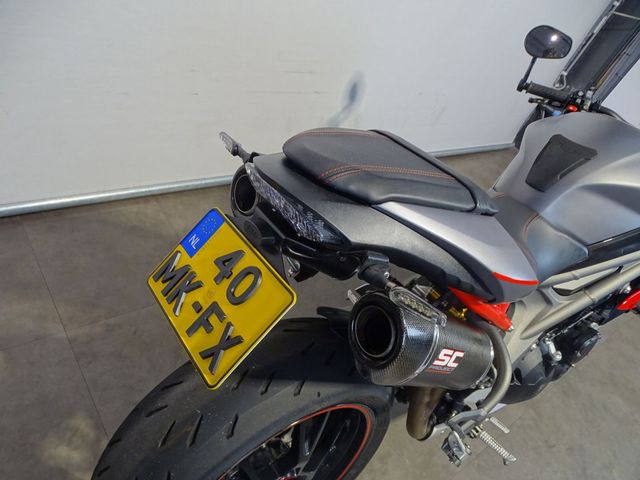 triumph - speed-triple-r