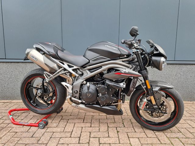 triumph - speed-triple-rs