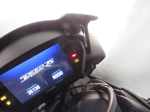 triumph - speed-triple-rs