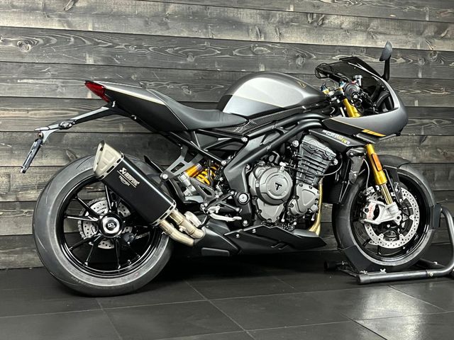 triumph - speed-triple-special-edition