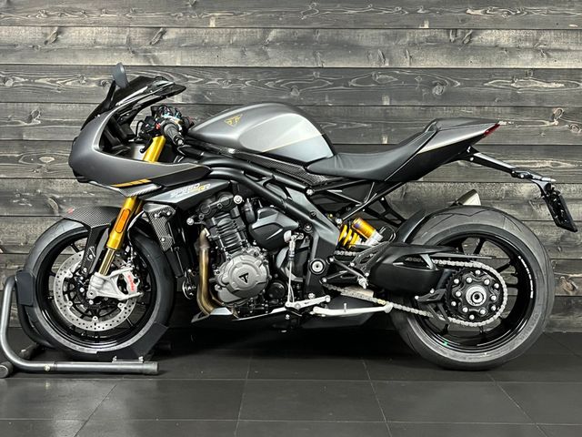 triumph - speed-triple-special-edition