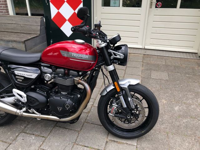 triumph - speed-twin-1200