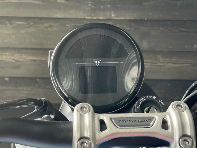 triumph - speed-twin-900