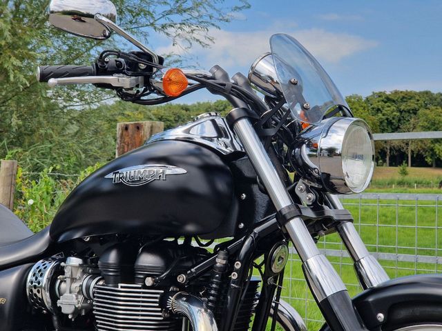 triumph - speedmaster