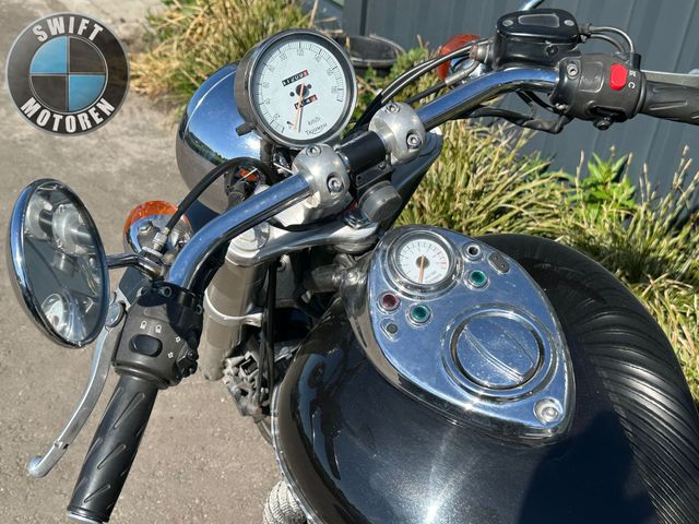 triumph - speedmaster