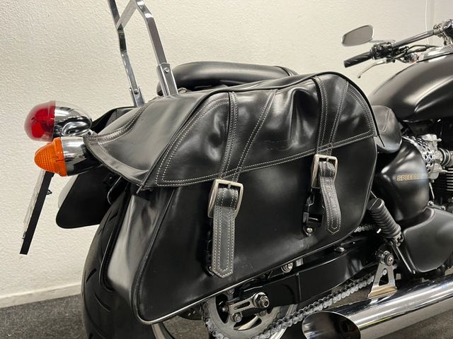 triumph - speedmaster