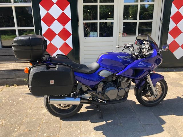 triumph - sprint-900
