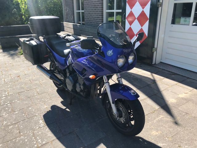 triumph - sprint-900