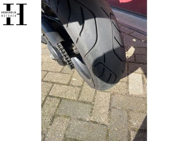 triumph - sprint-st-1050-abs