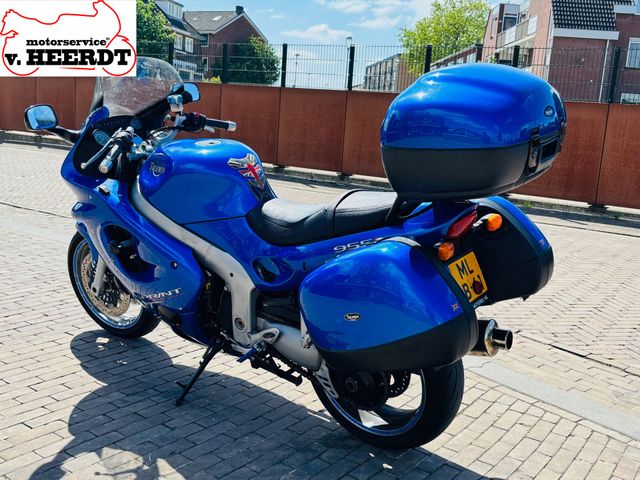 triumph - sprint-st-955