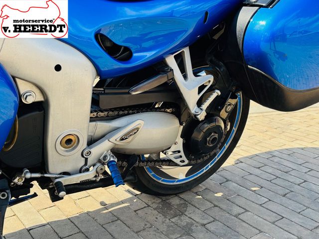 triumph - sprint-st-955